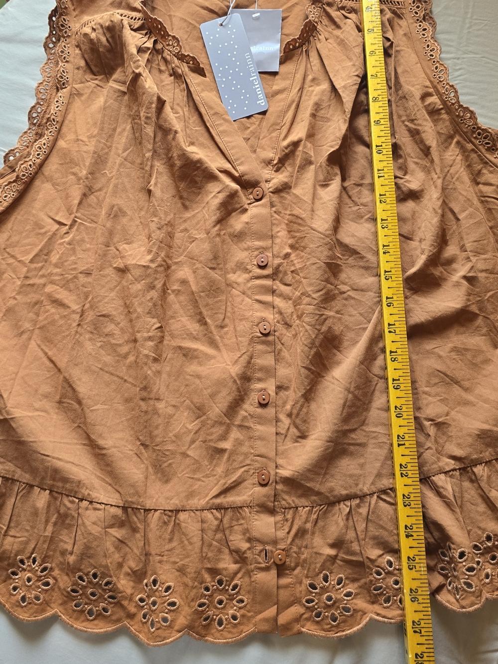 Daniel Rainn Rust Brown Eyelet Button-Front Tank Top - Picture 6 of 7